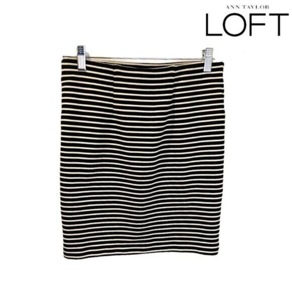 Ann Taylor LOFT Women's Contour Fit Pull-on Stretched Knit Skirt - Picture 2 of 5